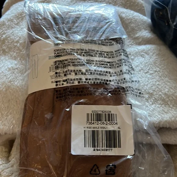 Old Navy Leggings - Picture 2 of 3